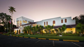 Montebello Villa Hotel